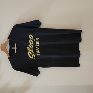 Men's Sloop Tavern t-shirt- size medium